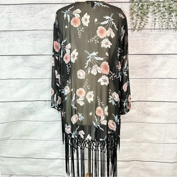 Torrid Chiffon Kimono Top Black Floral Print Fringe Open Sheer Plus Size 1X 2X - Picture 9 of 10